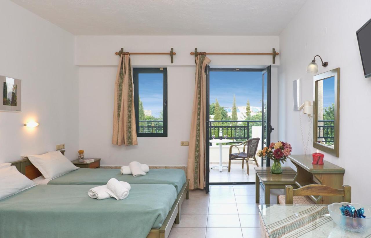 Dionysos Apartments & Studios สตาลิดา ภายนอก รูปภาพ
