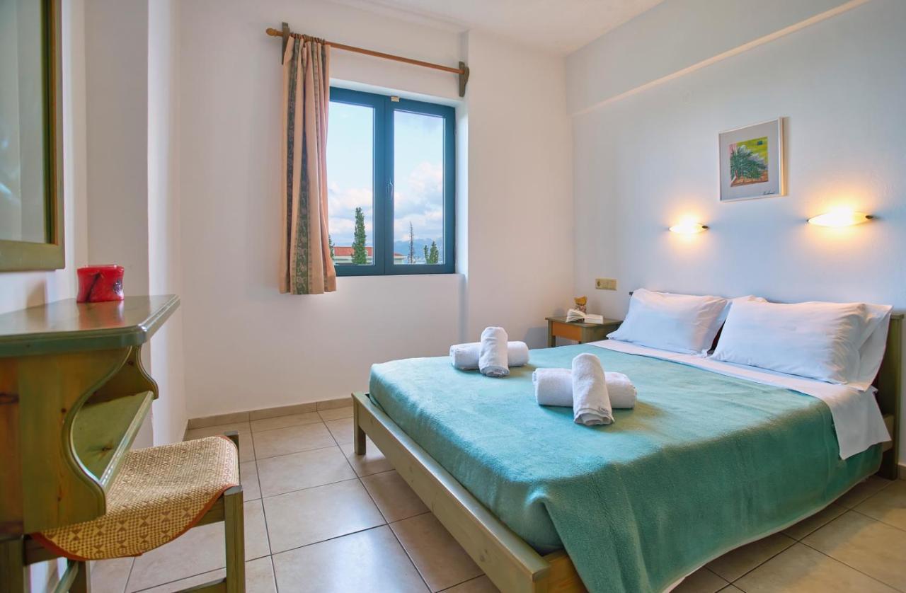 Dionysos Apartments & Studios สตาลิดา ภายนอก รูปภาพ