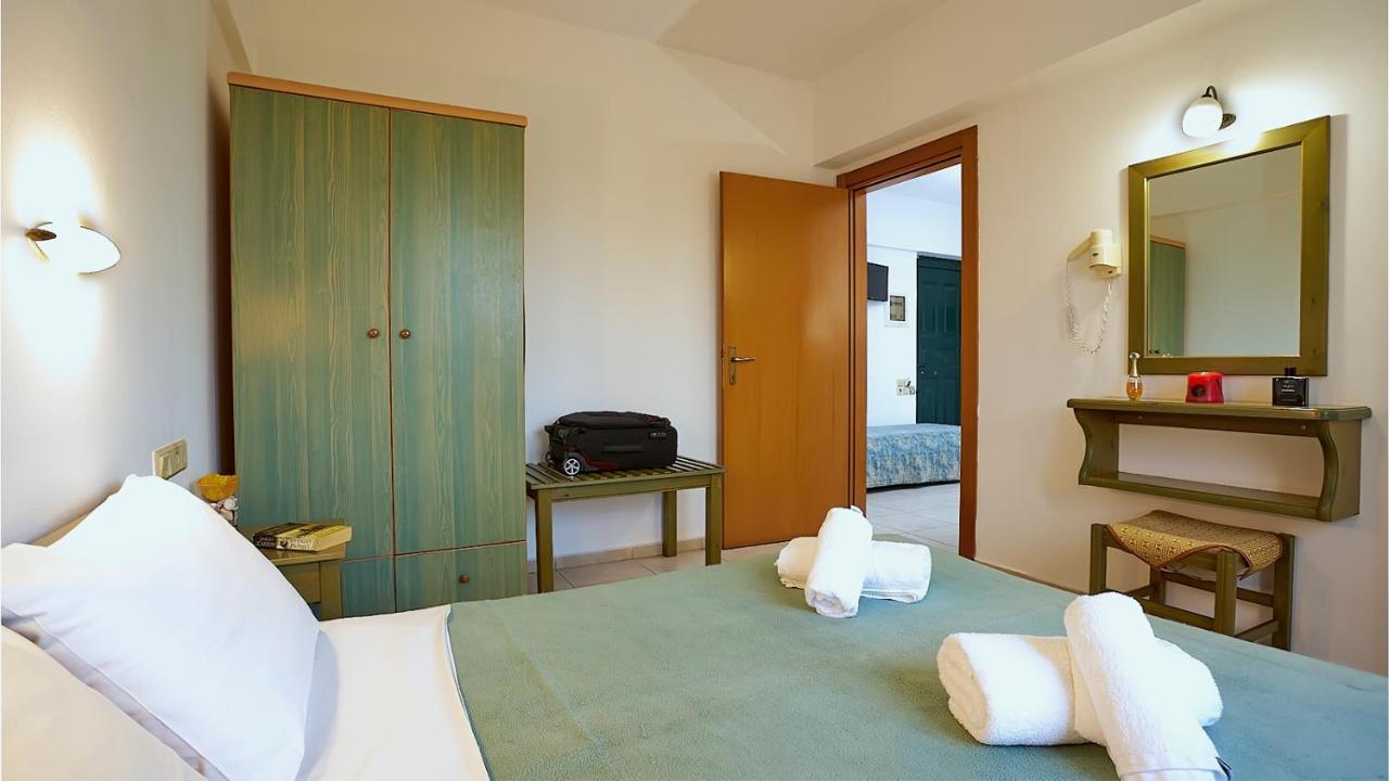 Dionysos Apartments & Studios สตาลิดา ภายนอก รูปภาพ