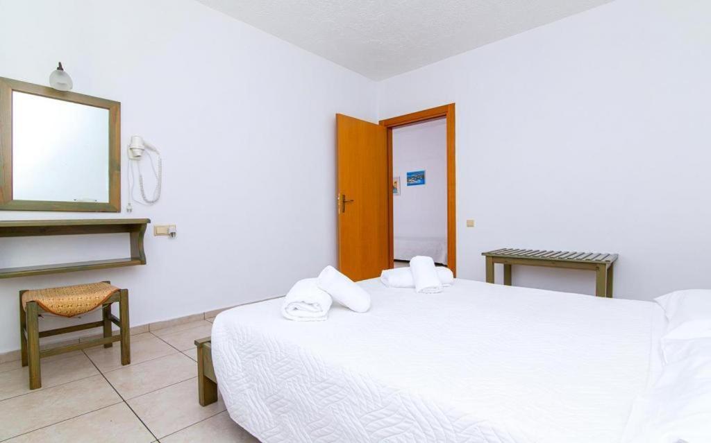 Dionysos Apartments & Studios สตาลิดา ภายนอก รูปภาพ